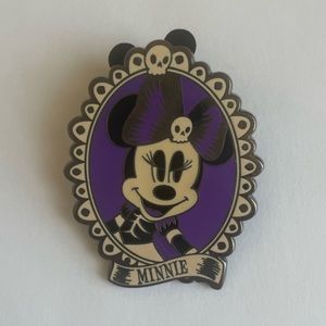 Minnie Mouse Purple Skeleton pin